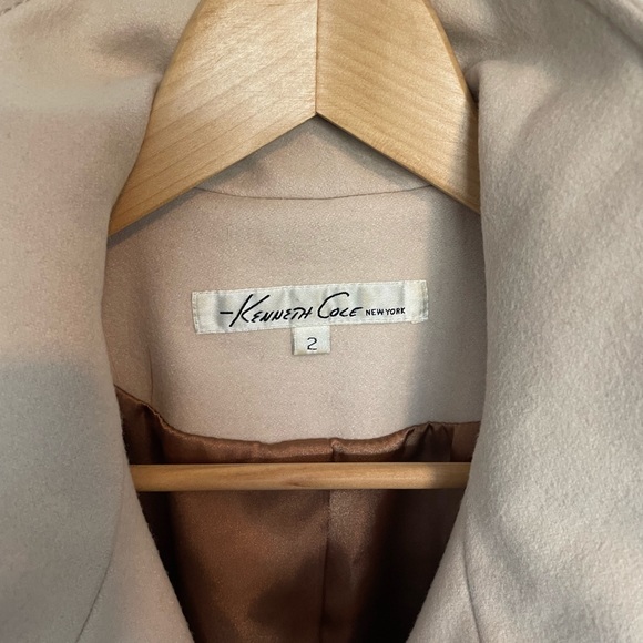 Kenneth Cole beige coat - Picture 4 of 11